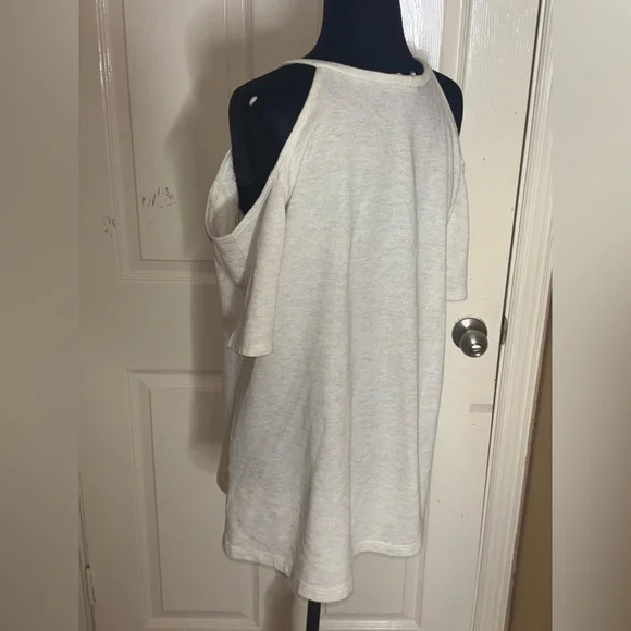 Phil Love Cowboy print Thermal short sleeve Cold Shoulder top Medium​ - Picture 2 of 9